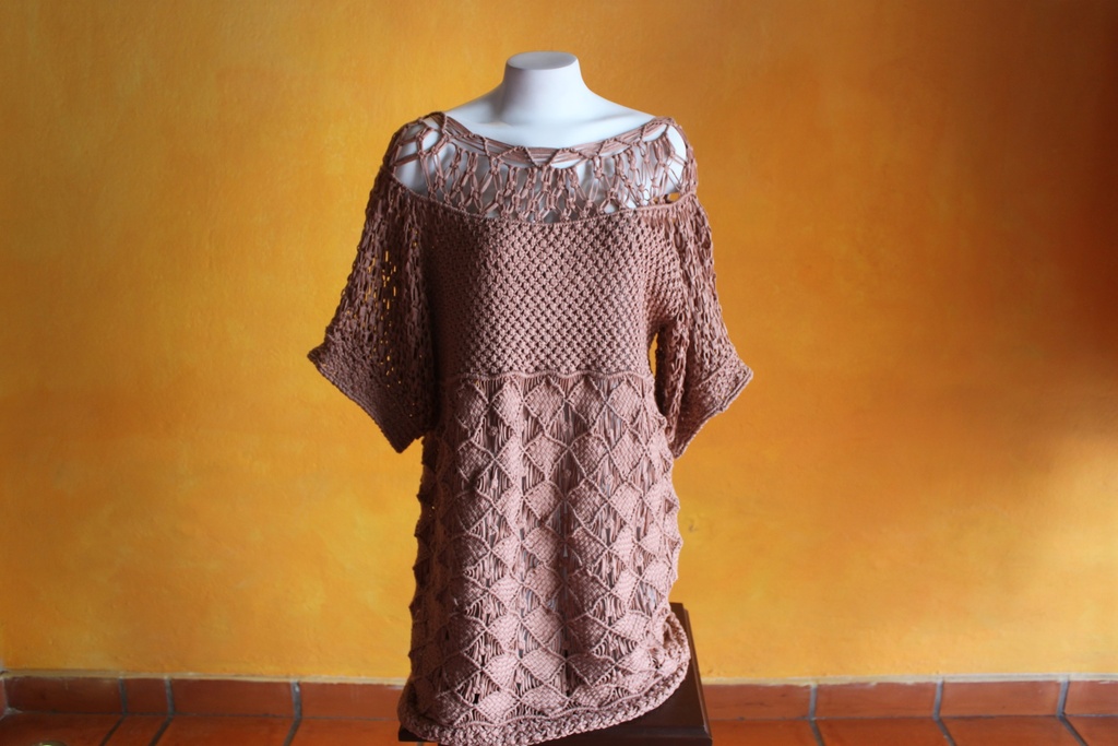 BLUSA COLOR CANELA